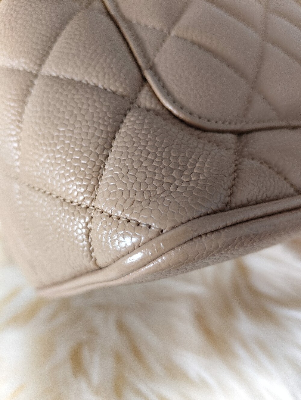 CHANEL Beige Quilted Leather Tote with CC Emblem - Picture 10 of 13